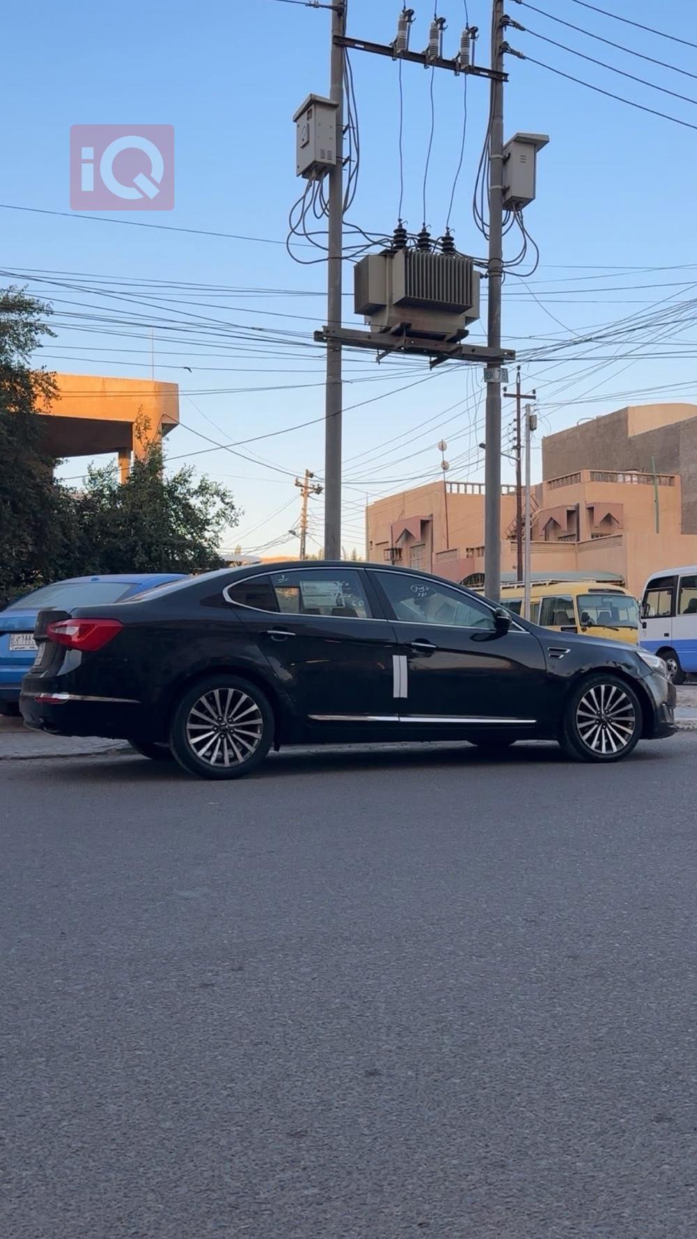 Kia Cadenza